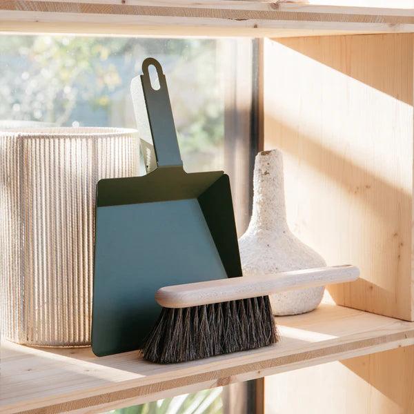 Coffret pelle et balayette hêtre - André Jardin