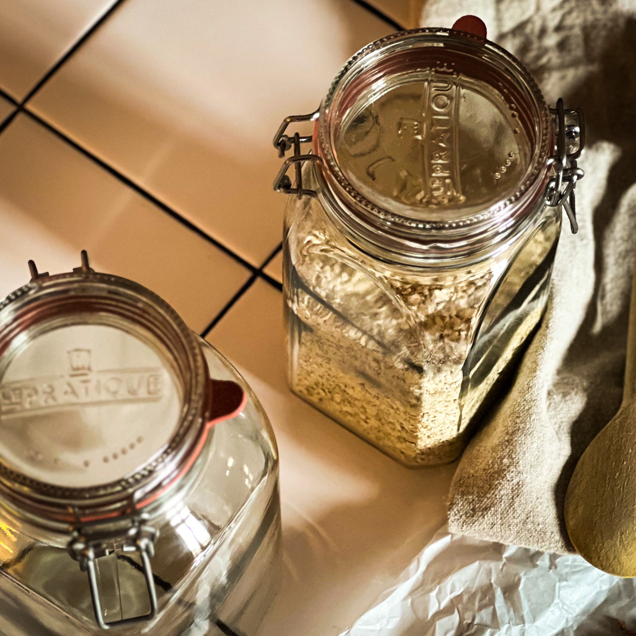 Bocal en verre recyclé à fermeture mécanique Coloquinte 1,4 L