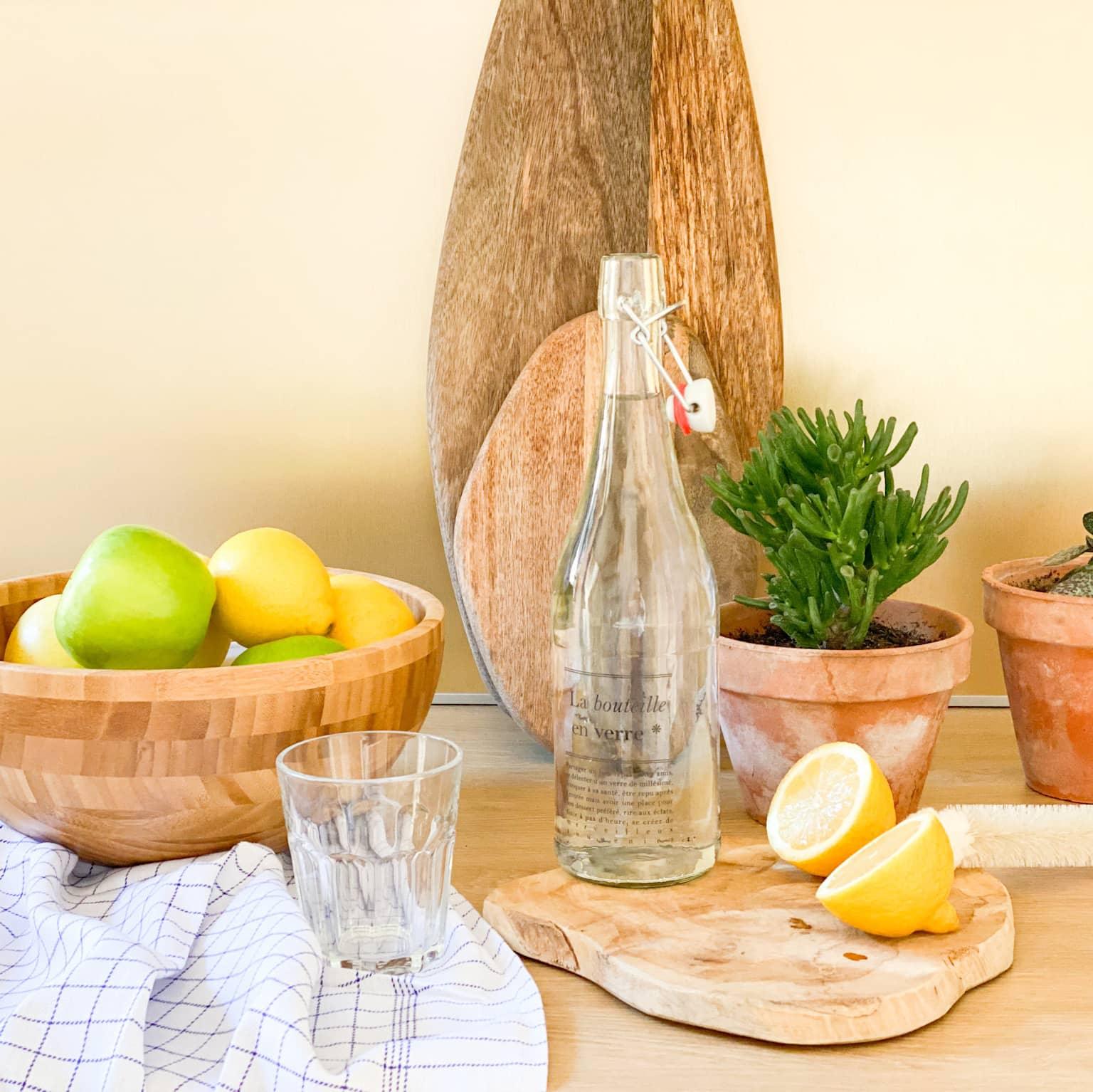 Bouteille en verre type limonade avec décors artisanal et bouchon mécanique