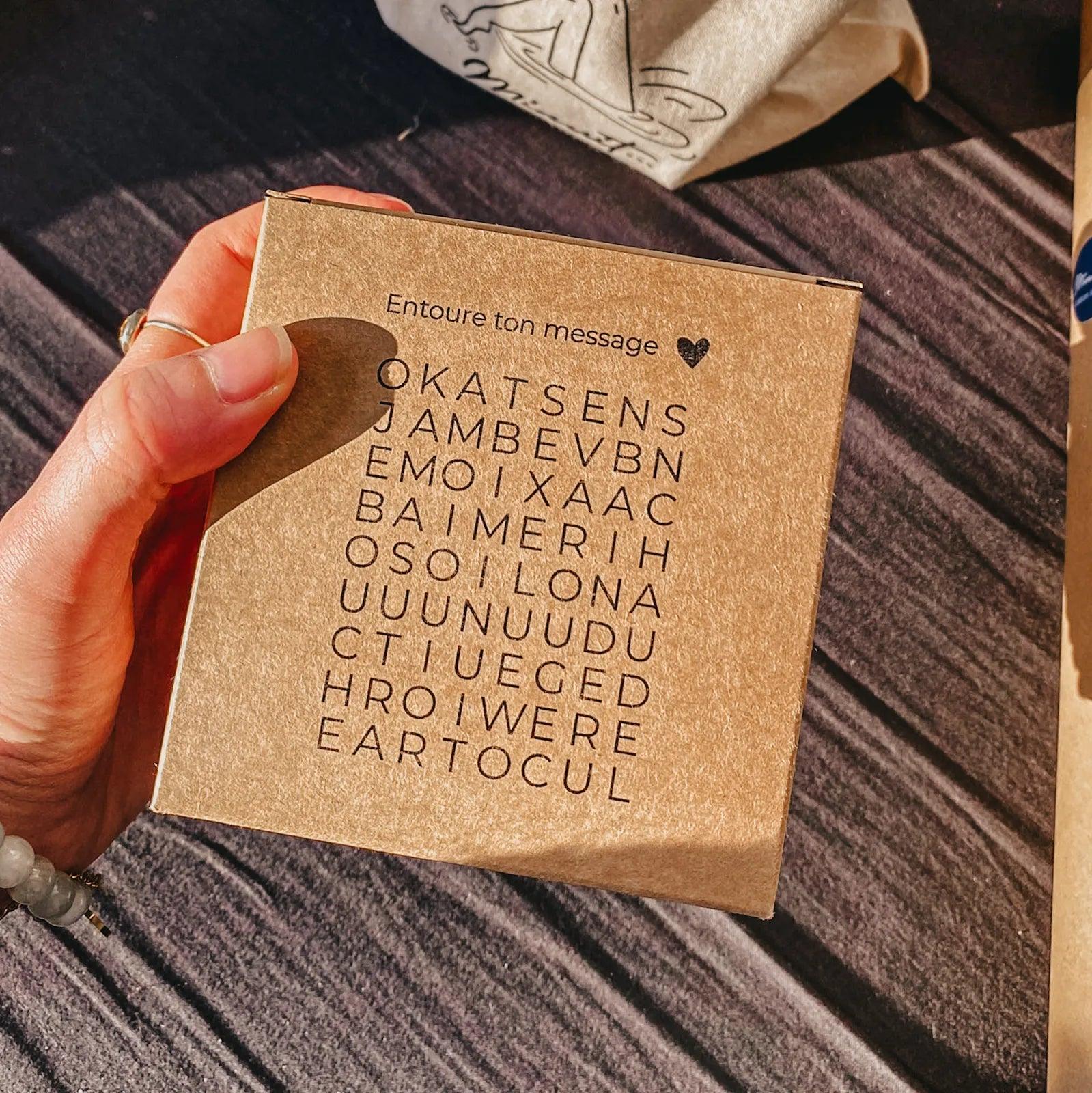 Bougie à la cire végétale parfumée avec message d'amour